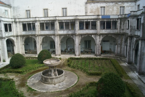 Das Azujelo-Museum ist im ehemaliges Kloster Madre de Deus untergebracht